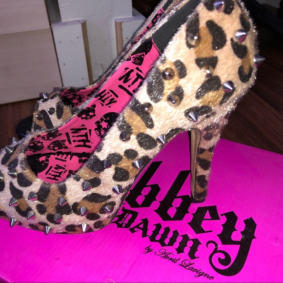 Leopard Heels - Picture 3 of 3